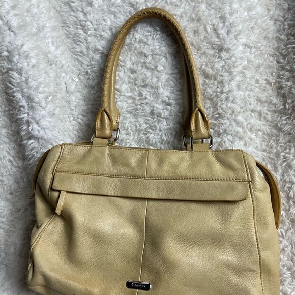B Makowsky soft leather Beige large shoulder bag with Silver tone Hardwares. - Picture 4 of 13
